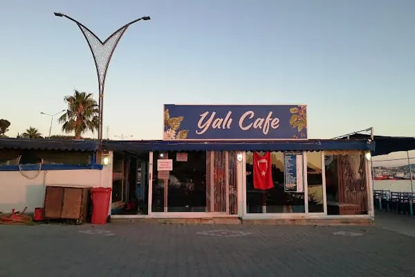 Yalı Cafe - Resim 9