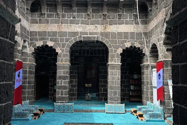 Zinciriye Medresesi - Resim 5