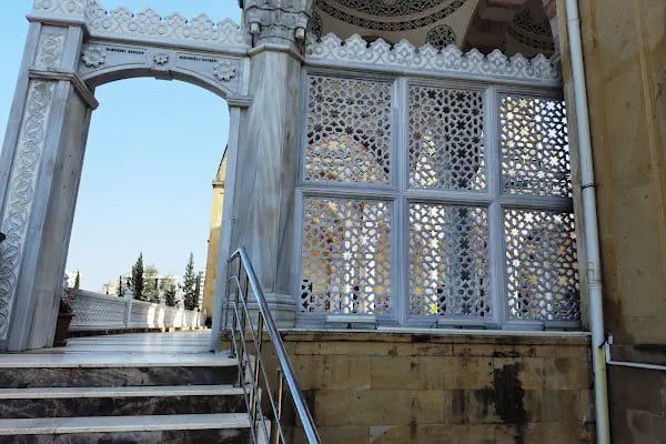 Ramazanoğlu Cami - Resim 17
