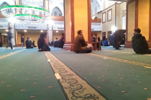 Ramazanoğlu Cami - Resim 15