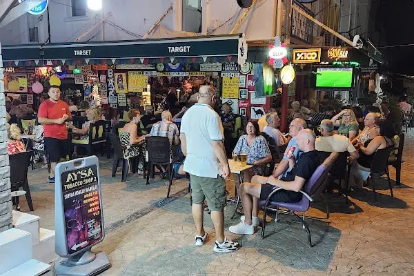 J.JOE'S BEACH BAR&amp;RESTAURANT - Resim 5
