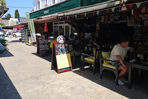 J.JOE'S BEACH BAR&amp;RESTAURANT - Resim 16