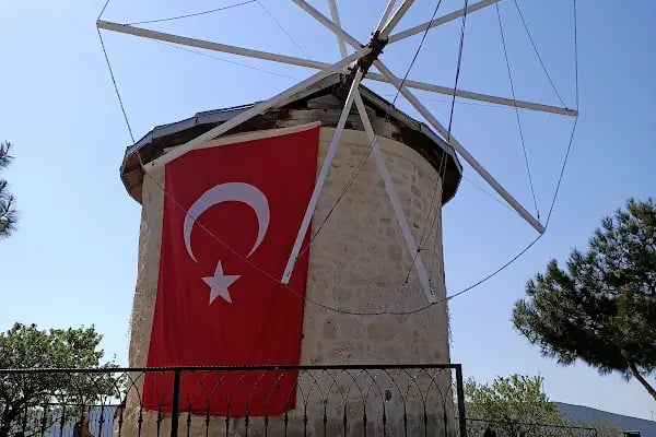 Alaçatı Çarşı - Resim 10