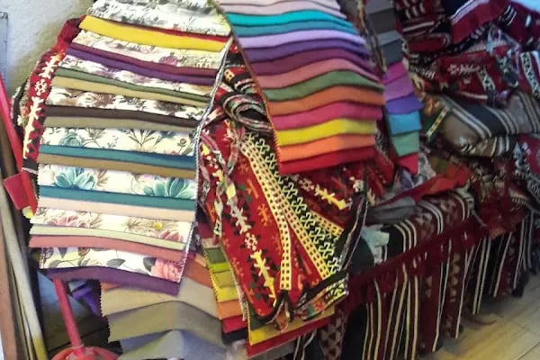 Pamuk Ticaret Özdaş Şark Ķöşesi - Resim 7