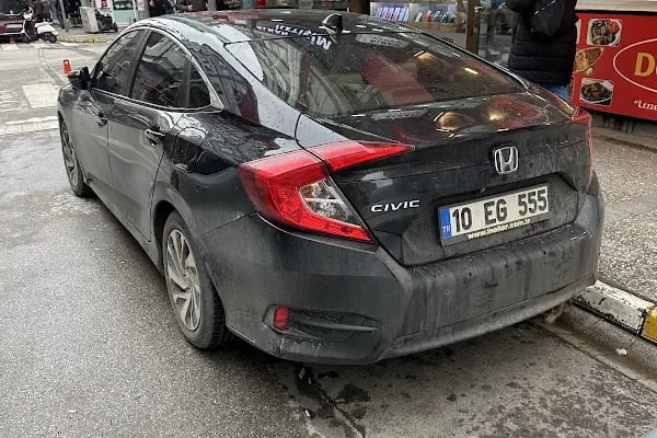 Voops Rent A Car - Oto Kiralama - Resim 3
