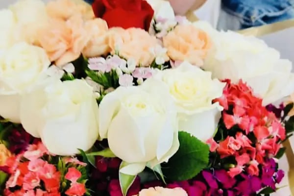 Efuli Çiçekçilik hatem hastanesi yakın çiçekçi - Resim 8