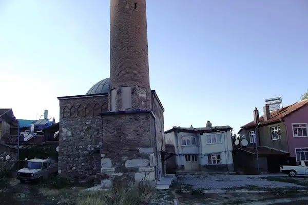 Güdük Minare Cami - Resim 19