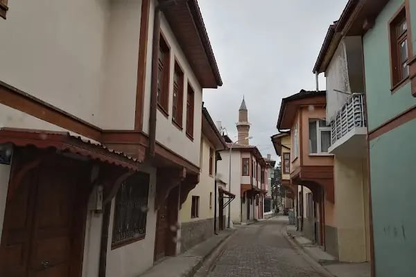 Güdük Minare Cami - Resim 10