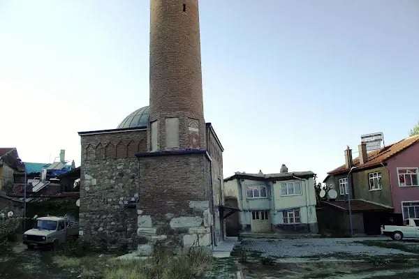 Güdük Minare Cami - Resim 17