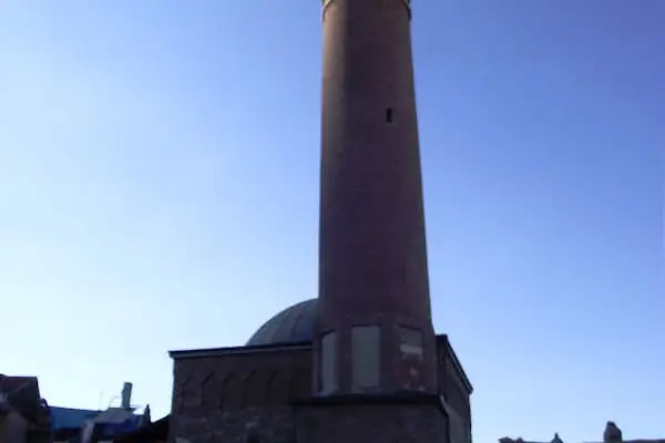 Güdük Minare Cami - Resim 11