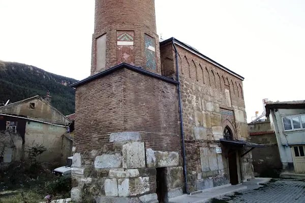 Güdük Minare Cami - Resim 18