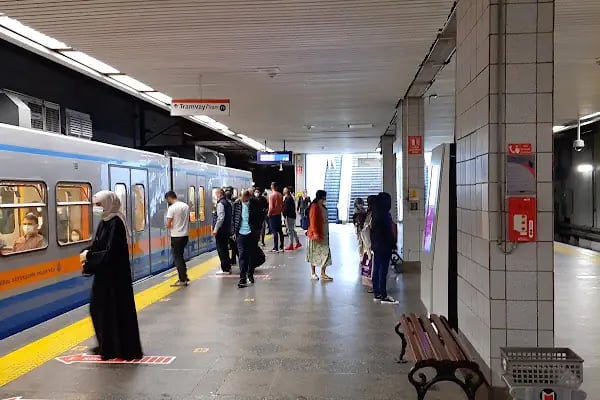 Aksaray Metro İstasyonu - Resim 4