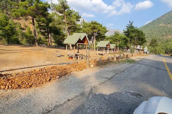 Aladağlar Milli Parkı İdare ve Ziyaretçi Tanıtım Binası - Resim 6