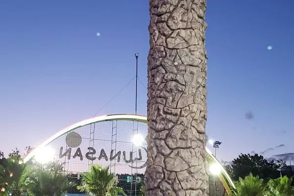 Park Lunasan Çay Bahçesi - Resim 12