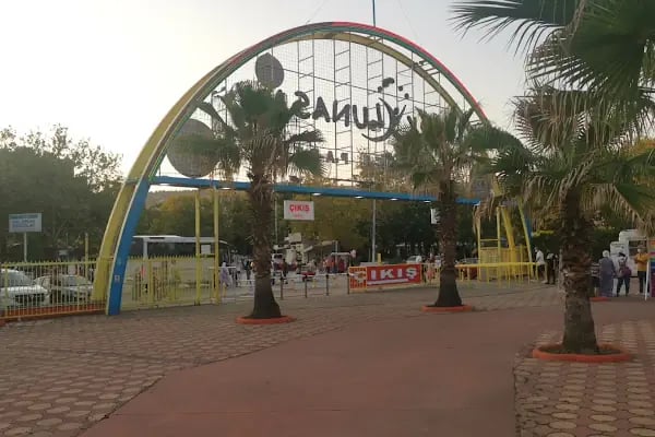Park Lunasan Çay Bahçesi - Resim 13