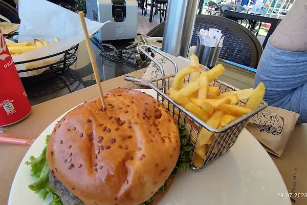 Park Lunasan Çay Bahçesi - Resim 17