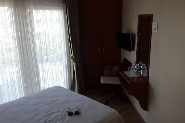 Büyükada Ada Sahil Otel - Resim 2