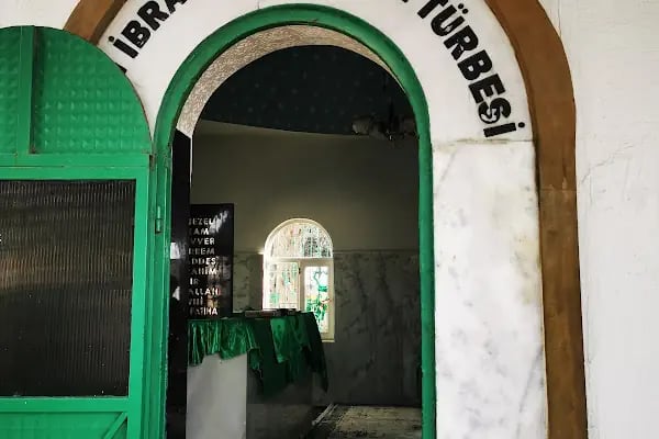 Adanalıoğlu Mahallesi Cami - Resim 3