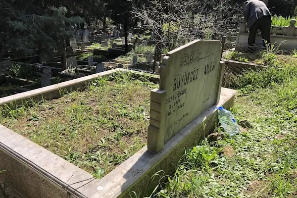 Altınşehir Mezarlığı - Resim 18