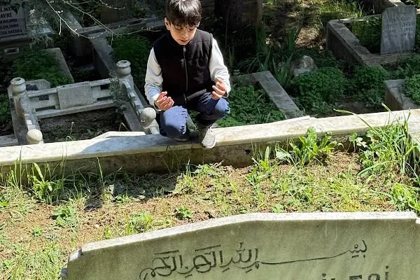 Altınşehir Mezarlığı - Resim 7