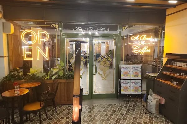 Kiwibookcafe - Resim 16