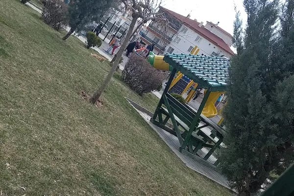 Play & Garden - Resim 2
