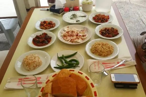 SML Restaurant &amp; Catering - Resim 19