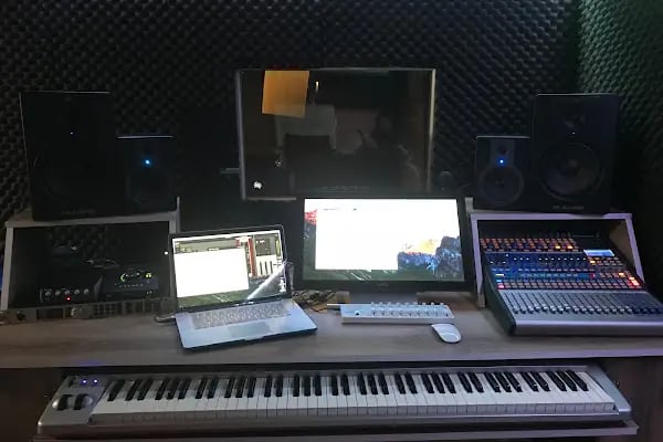 Piano music studio - Resim 14