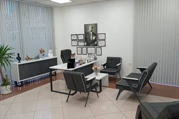 Op. Dr. Hakan Aydoğan, Plastik Rekonstrüktif Ve Estetik Cerrahi - Resim 4