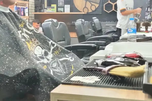 Kuafor Hamza Hairdresser - Resim 9