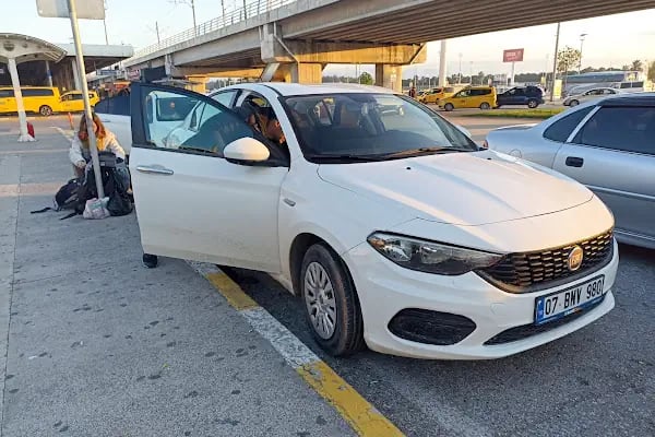 World Car Rental Antalya Airport | Rent A Car Alanya Havalimani I Arac Kiralama - Resim 3