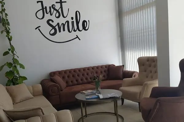 Çocuk Diş Hekimi Doç. Dr. Mustafa Altunsoy-Pedodontist-Ortodonti - Resim 3