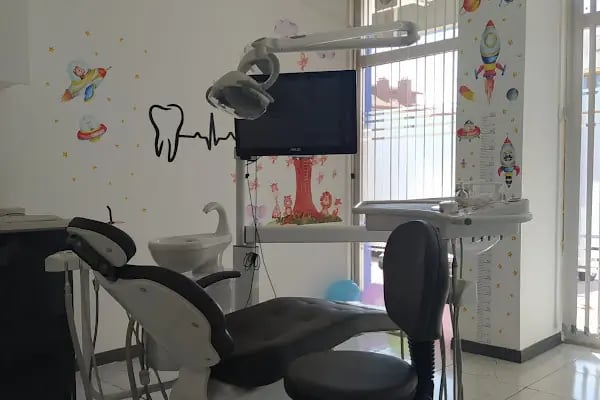 Çocuk Diş Hekimi Doç. Dr. Mustafa Altunsoy-Pedodontist-Ortodonti - Resim 12