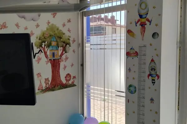 Çocuk Diş Hekimi Doç. Dr. Mustafa Altunsoy-Pedodontist-Ortodonti - Resim 5