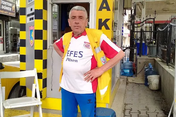Buca Üçkuyular Taksi Durağı - Resim 5