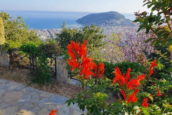 Alanya Teras Çocuk Parkı - Resim 11
