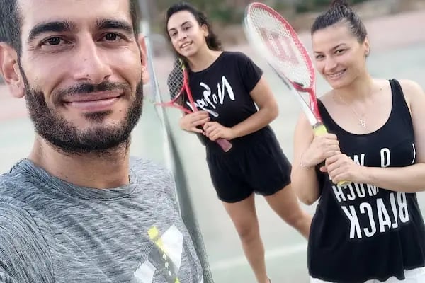 Uçanbalon Tenis Kortu - Resim 16