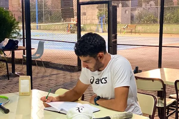 Uçanbalon Tenis Kortu - Resim 11