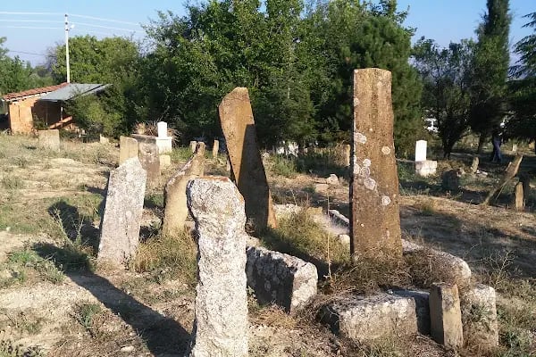 Yazır Mezarlığı - Resim 16