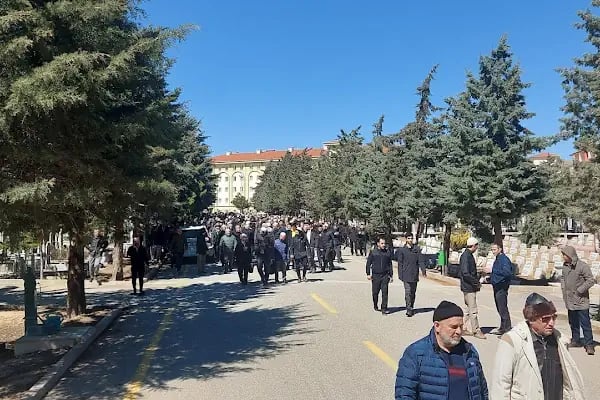 Yazır Mezarlığı - Resim 6