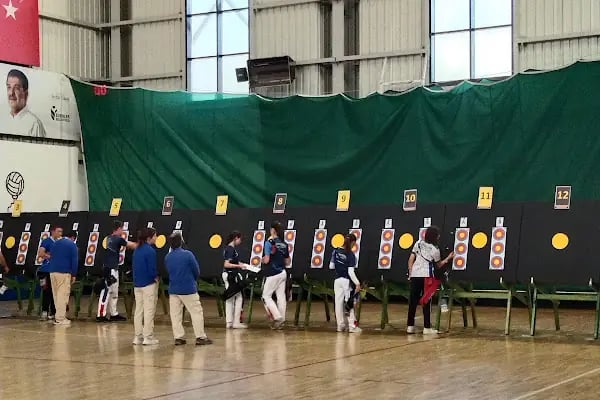 Esenler Mehmet Öcalan Spor Kompleksi - Resim 10