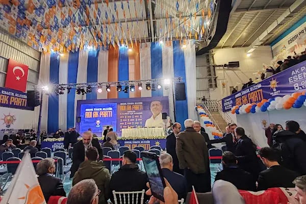 Esenler Mehmet Öcalan Spor Kompleksi - Resim 9