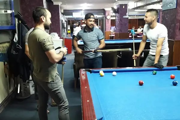 Show 8 Bilardo &amp; Cafe - Resim 3