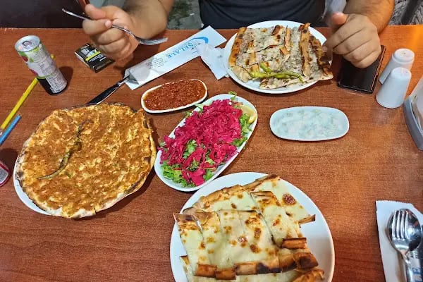 Şelale Pide Pizza Kebap Çorba Salonu - Resim 9