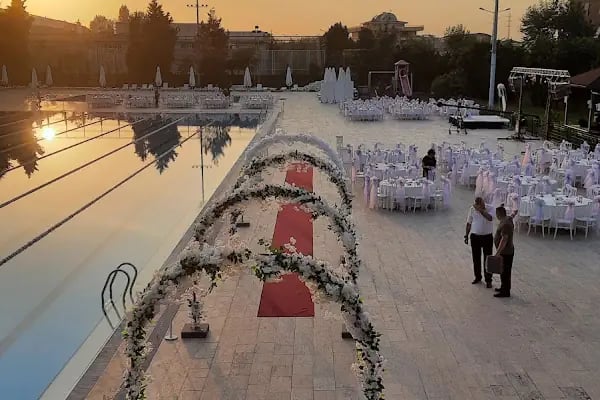 Yıldırım Olimpik Yüzme Havuzu - Resim 6