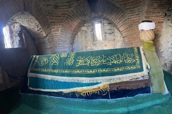 Yağlı Dede Türbesi - Resim 17