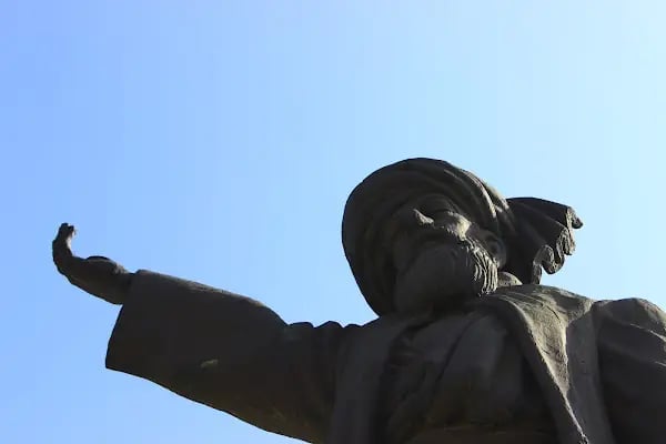 Mevlana Celâleddin-i Rumi Heykeli - Resim 20