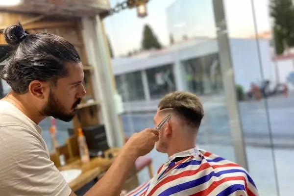 Ottoman Barbers Shop - Resim 17