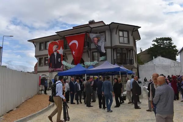 Bursa Yenişehir Fatma Göztepe İlçe Halk Kütüphanesi Müdürlüğü - Resim 10