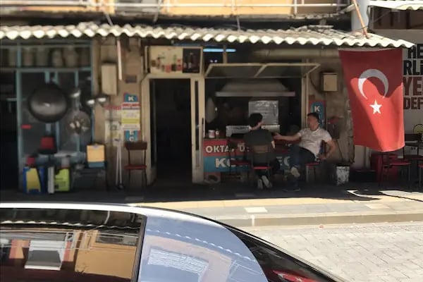 Meşhur Kokoreçci Oktay Usta - Resim 3